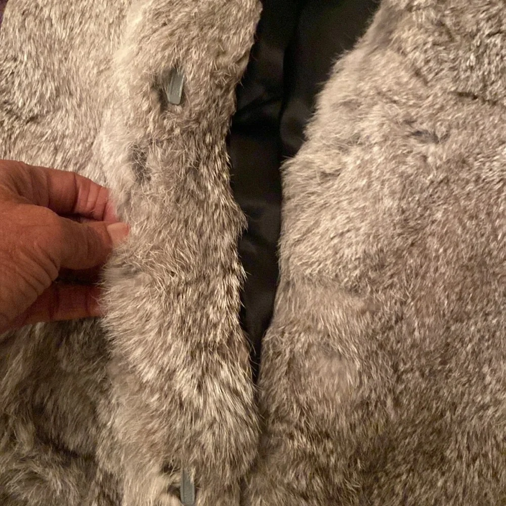 New Genuine Rabbit Fur Coat - Picture 15 of 16